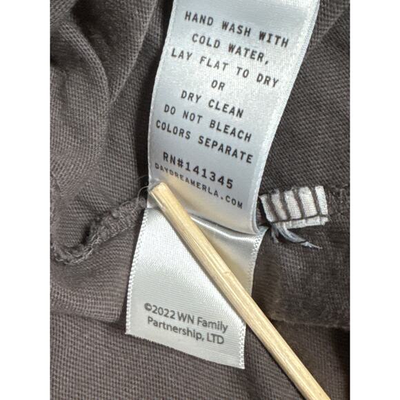 DayDreamer Gray Willie Nelson Oversized Band Tee Womens Medium Graphic T-Shirt - Picture 10 of 10